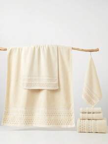 1-Piece Pack Of Pure Cotton Lightweight Off-White Medium Bath Towel/Small Kitchen Towel, Unisex, Suitable For All Seasons, Quick-Drying And Absorbent, Perfect For The Bathroom, Holiday Gifts, School, Outdoor Travel, Home, Beach, Or Hotel - Off-white - View 2
