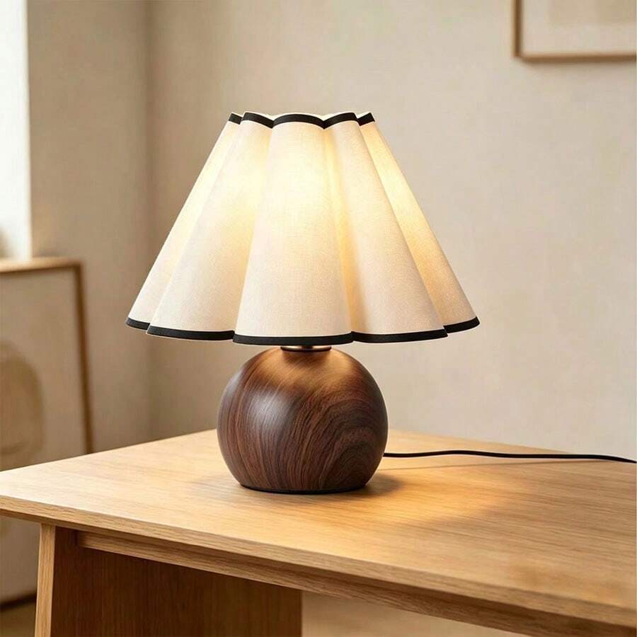 1pc Vase Petal Shaped Table Lamp, Walnut Wood Grain Pleated Lampshade USB Night Light, French Ins Style Bedroom Home Decor Ambient Light - Multicolor - View 1