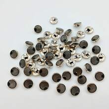 20pcs/1.3cm Fashion Personalized Minimalist Round Black & Gold Striped Plastic Buttons, Luxury Gold Rim Geometric Pattern Buttons, European & American Style High-End Vintage Oil-Drop Buttons, High-Quality Versatile Buttons For DIY Sewing, Clothes, Bags, Hats, Coats, Sweaters, Pants, Shirts Decoration - 20pcs/1.3cm Black and Gold Striped Buttons - View 2