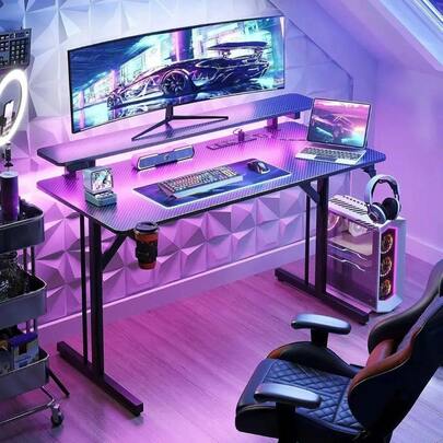 Escritorio Gaming De Con Luces Led, Toma De Corriente Y Soporte Para Monitor. Diseño Ergonómico De Fibra De Carbono, Ideal Para Uso Doméstico Y Exterior