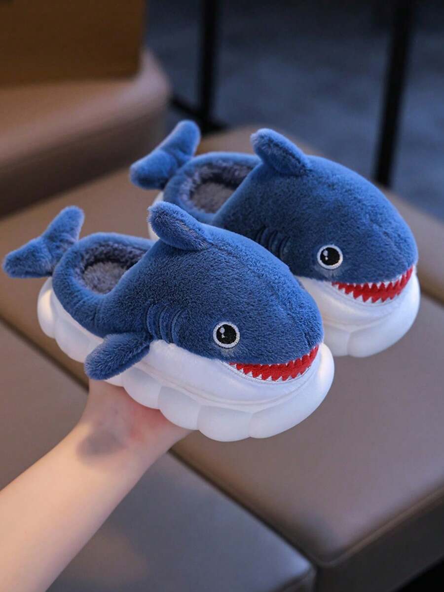 1雙可愛鯊魚設計兒童拖鞋，毛茸茸卡通室內鞋，適合男孩、幼兒，冬季穿著