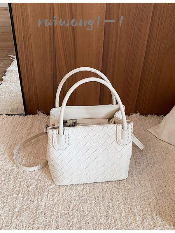 1pc Classic Rhombus Woven Leather Small Handbag, Zipper Inner Pocket Spacious Casual Shoulder Bag For Dating Shopping