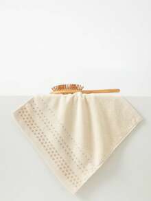 1-Piece Pack Of Pure Cotton Lightweight Off-White Medium Bath Towel/Small Kitchen Towel, Unisex, Suitable For All Seasons, Quick-Drying And Absorbent, Perfect For The Bathroom, Holiday Gifts, School, Outdoor Travel, Home, Beach, Or Hotel - Off-white - View 3