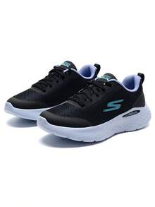 Skechers Sepatu lari wanita seri GO RUN yang ringan, bernapas, dan menyerap guncangan, cocok untuk pemula. - Hitam - View 1