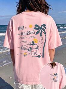 Camiseta Rosa de Manga Curta com Gola Redonda, Estampa de Palmeira e Viagem de Carro na Frente e nas Costas, Plus Size Feminina, Elasticidade Média, Solta, Casual para Verão, Praia e Férias - Rosa chiclete - Visão 1