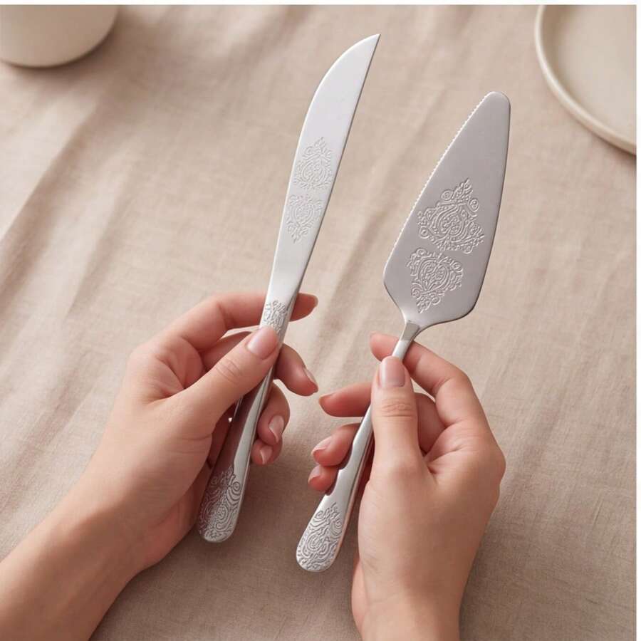 1/2pcs Vintage Embossed Silver Stainless Steel Cake Knife And Cake Tray Set, Includes 24.2cm Cake Mold And 23cm Pie Server, Thickened Rust-Resistant Dishwasher- Triangular Cake Slicer And Serving Utensils, Suitable For Weddings, Birthdays, Anniversaries, Parties And Dessert Baking - Silver - View 1