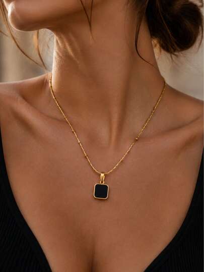 Gold Stainless Steel Black Square Pendant Necklace For Women, Minimalist Geometric Charm Chain, Dainty Everyday Jewelry Christmas Gift For Her
