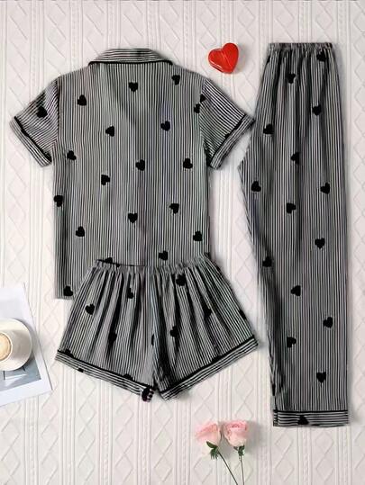 Set Piyama Wanita 3 Potong Motif Garis-Garis Hati Berkerut Gelembung - Atasan Lengan Pendek Berkerah Kancing dan Celana Pendek + Celana Panjang