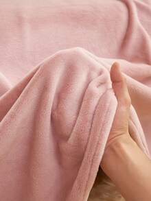 1pc Solid Color Milk Velvet Bed Sheet, Lightweight Soft Comfortable Bedding, Can Be Used As Bed Cover, Bed Sheet, Blanket, Suitable For Dorm, Bedroom Home Use, Multiple Purposes, Multiple Size Options - Rusty Rose - View 6