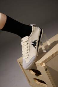 Kappa Women's American Retro Skate Shoes, Versatile Low-Top Casual White Sneakers For Daily Commute - Winter White - View 1