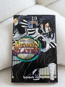 Comics & Graphic Novels - Single Book - View 1