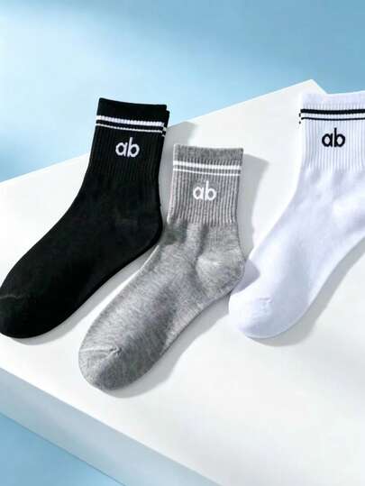 1/3/6/9/15/30 Pairs Women's Mid-Calf Striped Letter Socks, Soft And Comfortable, Casual Versatile Sports Socks, Suitable For Daily Wear Or Outdoor Activities, All Seasons