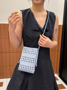 女款新式單肩斜跨迷你手機包，鏤空圖案垂直設計，超可愛小手機斜跨包 - 藍色 - 查看 4
