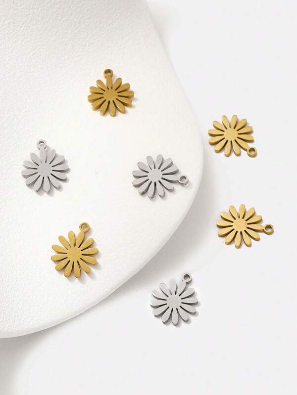 10PCS Stainless Steel Daisy Flower Charms,18K Plated Flat Floral Pendants, Tarnish Resistant DIY Jewelry Making Supplies For Necklace Bracelet Earring
