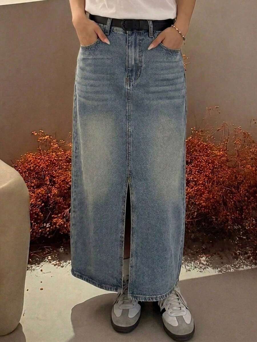 Women's Casual Vintage Washed Denim Skirt With Pockets And Buttons - Blue - View 1