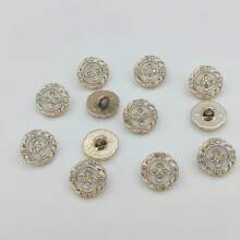 10pcs/1.8cm Fashion Personalized Minimalist Versatile White Flower Rhinestone Plastic Buttons, Luxury Gold Small Flower Rhinestone Buttons, European And American Style High-End Vintage Elegant Versatile Gold Base Buttons, Handmade Sewing High-Quality Gold-Edged Buttons For DIY Clothing, Bags, Hats, Coats, Sweaters, Pants, Shirts Decoration - 10pcs/White Rhinestone Flower Buttons - View 2