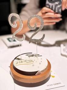 0-9 Number Cake Toppers, Sparkling Rhinestone Number Cake Toppers, Shiny Crystal Number Cupcake Decorations, Suitable For Birthday, Wedding, Anniversary Party Cake Decor, Perfect For Photo Shoots! Party Photography Essential, Ritual Gift For Yourself, Best Friend, Mom, Atmospheric Decoration - Silver - View 4