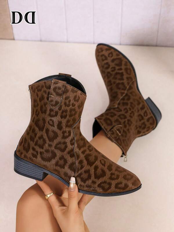Ladies Leopard Ankle Footwear, Point Toe Zip Up Short Boots, Low Heel Short Booties For Bar Visit, Holiday Trip, Night Gathering