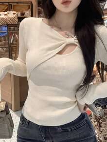 時尚性感女款露肩長袖鏤空上衣，性感露肩蝴蝶結針織衫，適合約會、外出、通勤、日常穿著 - 杏色 - 查看 4