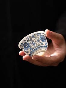 1pc/2pcs Blue And White Porcelain Ceramic Tea Cup, Tea Tasting Cup With Lotus Vine Pattern, High-End Ceramic Tea Cup, Lightweight Luxury Personal Tea Cup, Water Cup, Gift Cup, Suitable For Home, Gift, Party - Multicolor - View 10