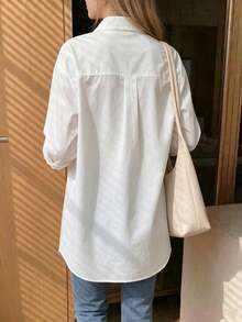 Kemeja Wanita Putih Lengan Panjang Semi-Transparan Bahan Poliester, Desain Kancing Depan, Dengan Saku, Atasan Bahu Longgar Dasar, Cocok Untuk Pantai Atau Pakaian Kasual - Putih - View 3