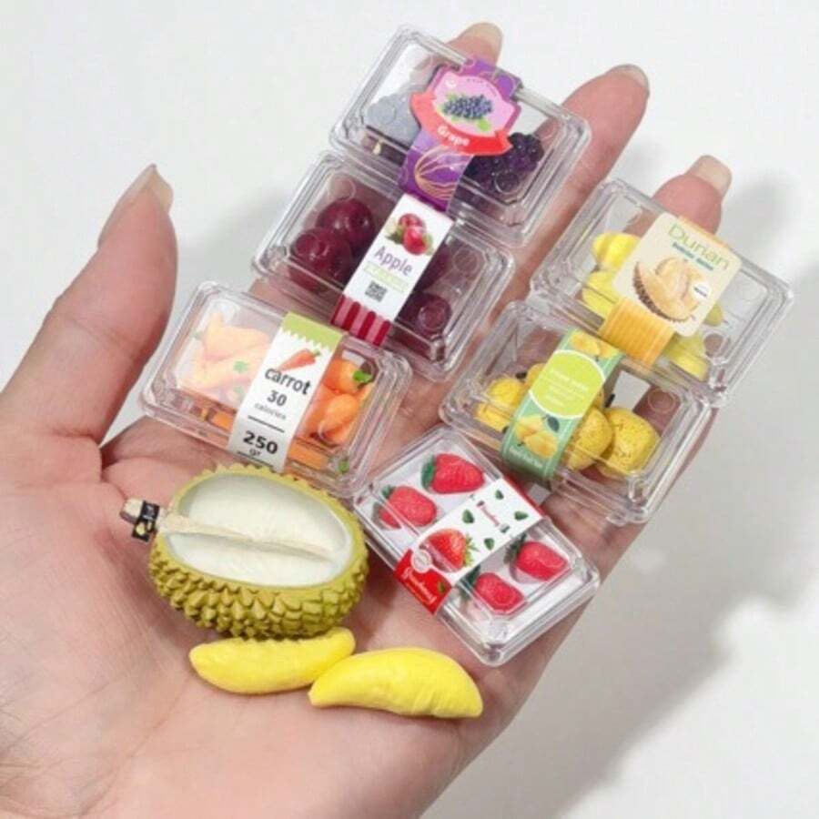 Dollhouse Mini Boxed Fruit Set - 1:6 And 1:12 Scale, Mini Pear, Apple, Grape Models, Suitable For BJD OB11 6-Inch Dollhouse, Miniature Food Scene Decoration And Collection Accessories (Suitable For 14 Years And Above)