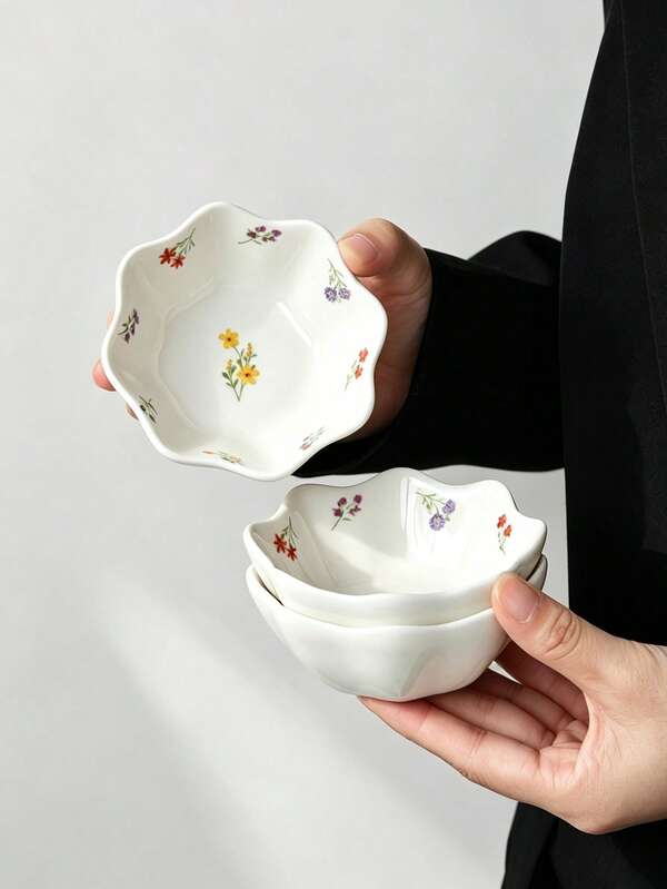 1/2/3pcs Fresh Wildflower Print Ceramic Small Plates, Flower-Shaped Dipping Sauce Dish, Dessert Bowl, Hot Pot Condiment, Fruit Holder, Kitchen Seasoning, Suitable For Various Scenes Kitchen, Office, Home, Gift For Family