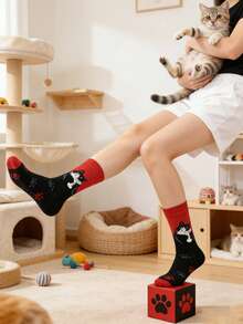 1/2/5 Pairs Women's Red Cat Mid-Calf Socks, Fashionable Unique Niche Soft Comfortable Cartoon Design For Daily Wear - Multicolor - View 2