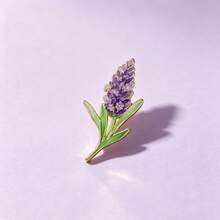 1pc Gold Outline Realistic Purple Lavender Enamel Pin, Floral Herb Plant Lapel Pin, Metal Pin For Jackets Bags, Botanical Flower Lover Novelty Gift - Multicolor - View 4