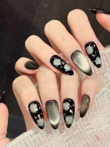 10片手工壓製中長杏仁形假指甲 [Night Flower Ashes] 墨染花卉可穿戴美甲，黑金貓眼配金箔花卉美甲貼紙，適合女性日常佩戴 - 黑色 - 查看 4