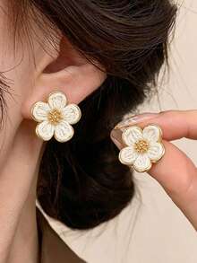 Yanxyad 1/4Pairs Cute Raffia Woven Flower Earrings, Boho Floral Drop Stud Earrings For Women, Summer Beach Vacation Jewelry Gift - Brown - View 2