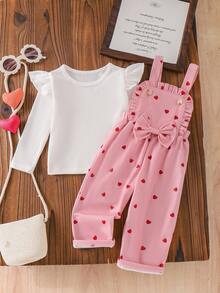 Baby Girls Heart-Shaped Overall Set 2pcs, Inner Layer Vertical Ribbed Flutter Sleeve Long Sleeve Undershirt Soft Skin-Friendly + Pink Corduroy Overall Pants With All-Over Heart Print, Lace Placket With Large Bow Decor, Adjustable Button Shoulder Strap Design, Sweet And Gentle For Daily Wear, Photos, Toddler Spring/Autumn Preppy Style Children's Clothing - Pink - View 3