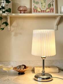 1pc USB Powered Silver Premium Minimalist Desk Lamp, Modern Ins Style Retro Creative Decorative Table Lamp Night Light For Bedroom Bedside Room Desktop Decoration - Silver - View 7
