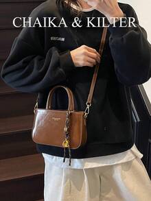 CHAIKA & KILTER 1件裝純色PU皮革女款手提包，時尚方形托特包，字母設計，雙手柄，可調節肩帶，適用肩背或斜背，拉鍊開合，適合日常出遊、約會、通勤（附贈吊飾） - 棕色 - 查看 7