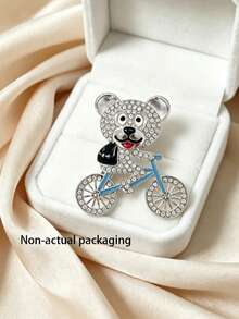 Cute Cartoon Riding Bear Brooch, Suitable For Blazers, Bags, Versatile Fun Niche Animal Accessory, Birthday Gift Holiday Gift Choice - Multicolor - View 3