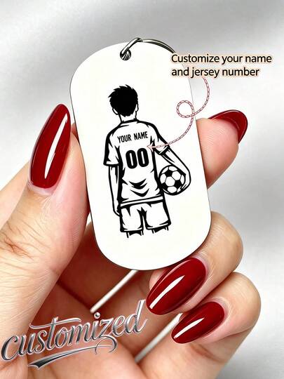 Llavero de acero inoxidable personalizado con diseño de jugador de fútbol - Nombre y número personalizados, tema deportivo de dibujos animados, forma rectangular, hebilla de anillo - Perf