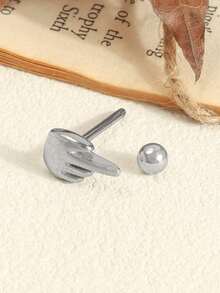 European And American Style Personalized Hip-Hop Fashion Exquisite Compact Exaggerated Gesture Tongue Piercing - Silver 2 - View 2
