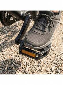 دواسات دراجة منصة 96 * 92 ملم مع خيط 9/16 بوصة وعاكسات، زوج دواسات دراجة سوداء عريضة ل- BMX و MTB والتنزه ودراجات المدينة، تصميم منصة متين مع قبضة قدم مستقرة وتركيب سهل - A - مشاهدة 5