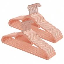 SONGMICS Perchas de Terciopelo 50 Unidades Colgador de Ropa Antideslizantes Ahorra Espacio 43,5 x 22,5 x 0,6 cm Violeta - Ver 4