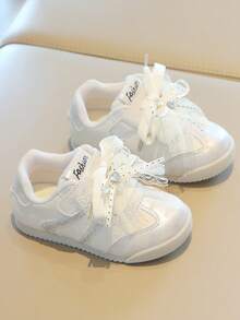 Girls' Lace Rhinestone Bow White Sneakers, 2026 New Soft Sole Hook & Loop Princess Style Casual Training Board Shoes - Beige - View 3
