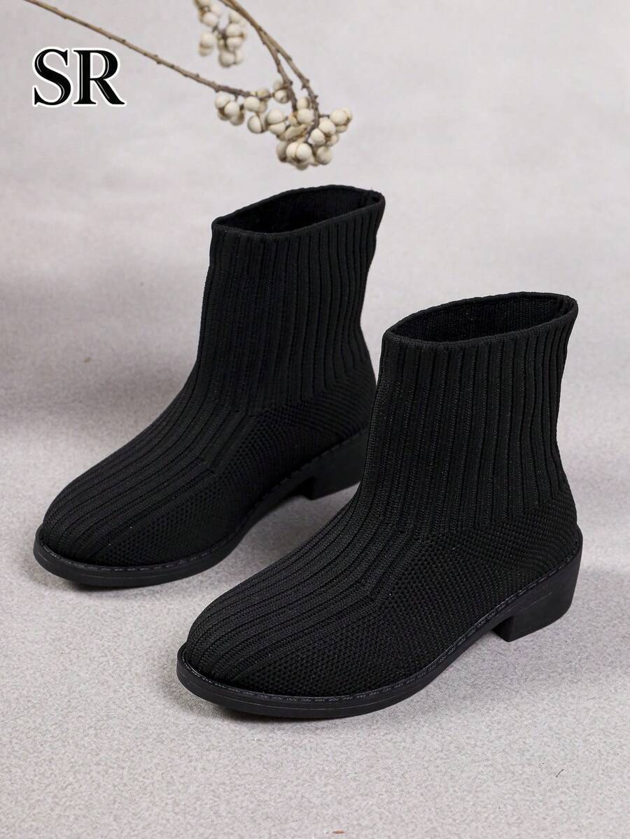 1 Pair Fashion Ribbed Knit Girls Slip-On Ankle Boots, Minimalist Solid Color Ankle Boots, Suitable For Weekend Shopping And Daily Wear