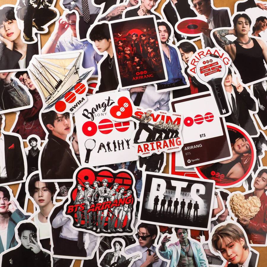 50張 K-POP BT/S ARIRANG 專輯貼紙,包含 SU/GA、J-Ho/Pe、Ji/Min、V 和 Jung/K00k 多種風格,必備 BT/S 粉絲周邊,適合裝飾卡片、專輯、筆記本、手機殼和行李箱 - 彩色 - 查看 1