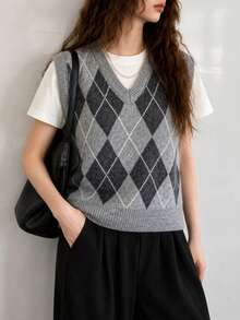 Women's Autumn/Winter Casual Minimalist Elegant Gentle Classic Argyle Pattern V-Neck Pullover Vest - Grey - View 3