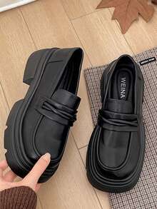 Women Loafers Shoes - Black - View 7