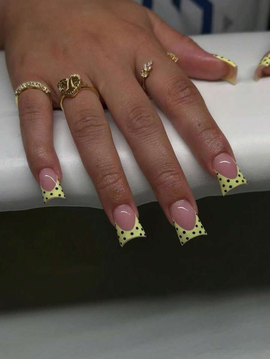 24片Y2K中號黃色法式指尖穿戴甲,蝴蝶結與波點設計,夏季美甲,完美貼合假指甲套組,含1片果凍膠與1片指甲锉,適合女性與女孩日常與派對使用 - 彩色 - 查看 1