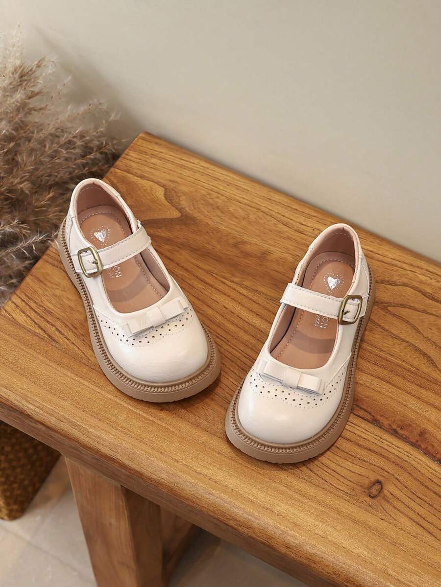 Girls' British Style Leather Shoes, T-Strap Brogue Carved Design, Versatile Student Shoes For Spring And Autumn - White - View 1