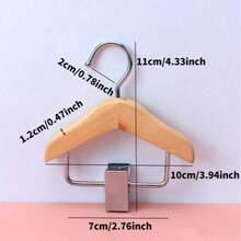 1/2PCS Mini Wooden Clothes Hangers With Clips, Portable, Suitable For Pet Clothes, Doll Accessories, Underwear, Socks And Other Small Items, Hanging Storage, High Aesthetic, Sturdy Load-Bearing, Suitable For Display - Multicolor - View 4