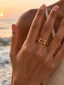 Minimalist European & American Vintage Style Luxury Double-Layer Chain Open Gold Ring, Exquisite Hollow Pig Nose Design, Adjustable Size, Suitable For Daily Wear And Layering, Niche High-End Women's Jewelry, Versatile For Commuting And Travel, Perfect For Personal Use Or Gifting - U-shaped Ring - View 3