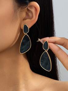 1Pair Fluid Texture Two-Tier Water Drop Earrings, Gold Trim Vintage Long Women Ear Jewelry - Green - View 16