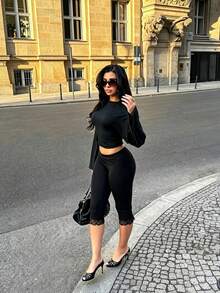 Women's Solid Color Long Sleeve Cropped Top And Lace Trim 3/4 Pants 2 Pieces Set, Slim Fit Black 2 Pieces Matching Outfit, Streetwear, Women's Vacation Outfit - Black - View 1